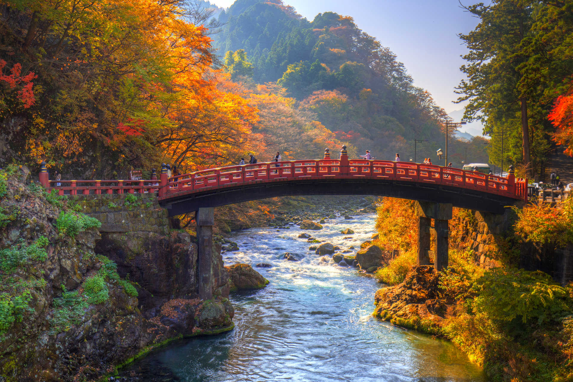 Pont Shinkyo en automne a Nikko, Tochigi au Japon
