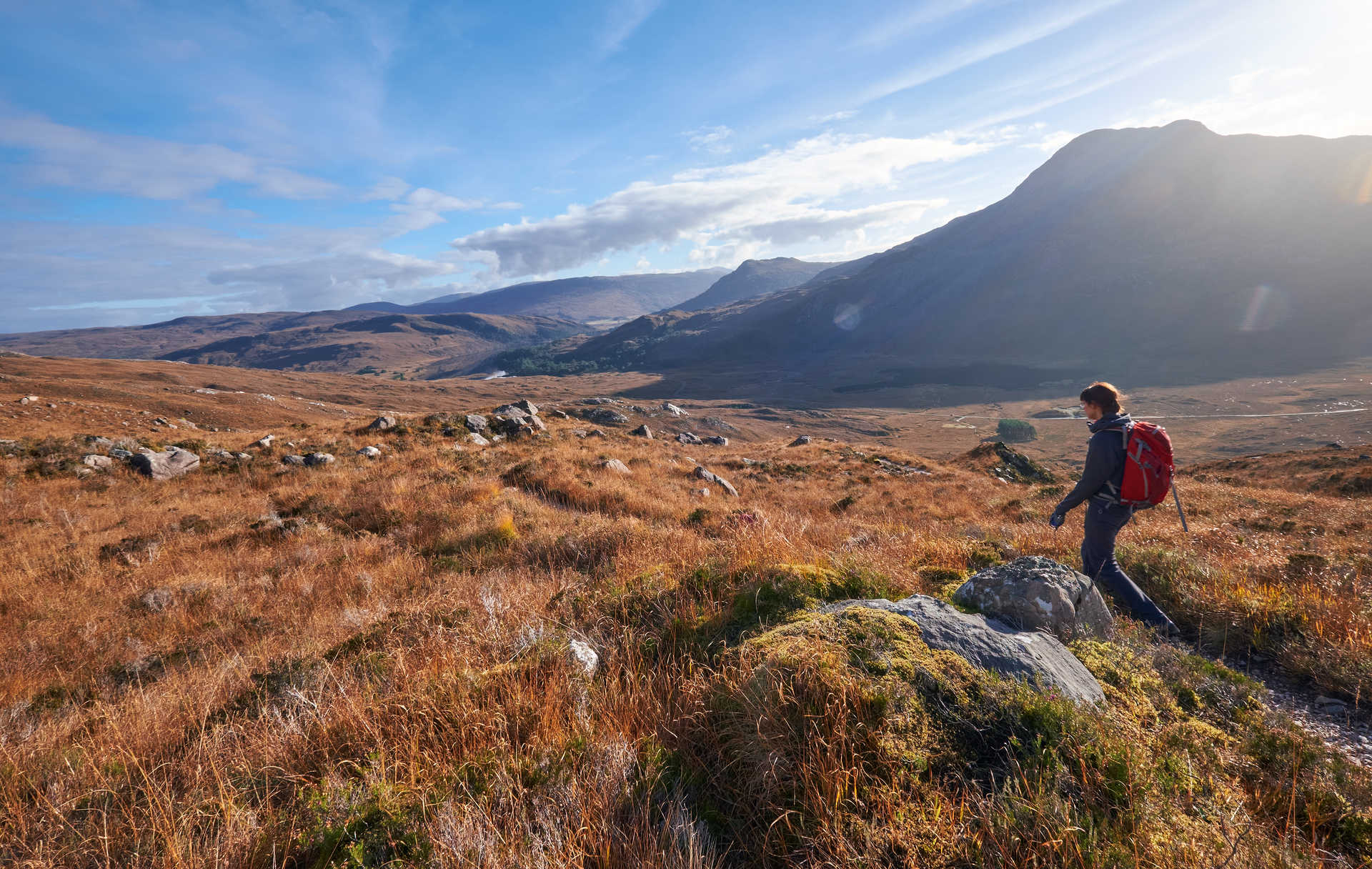 Randonnée dans la région de Torridon, au pied de la chaîne du Ben Eighe en Ecosse