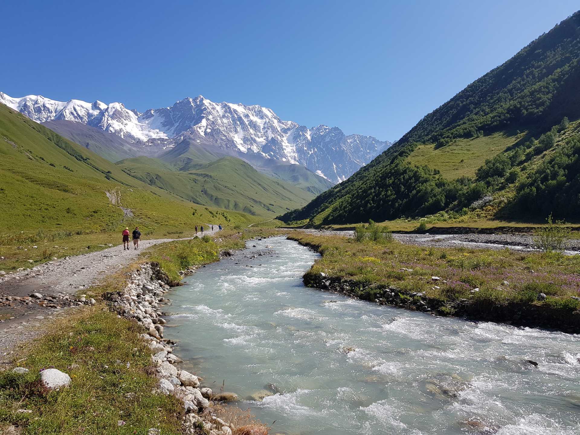 Voyage à pied : Trek en Svanétie au cœur du Caucase