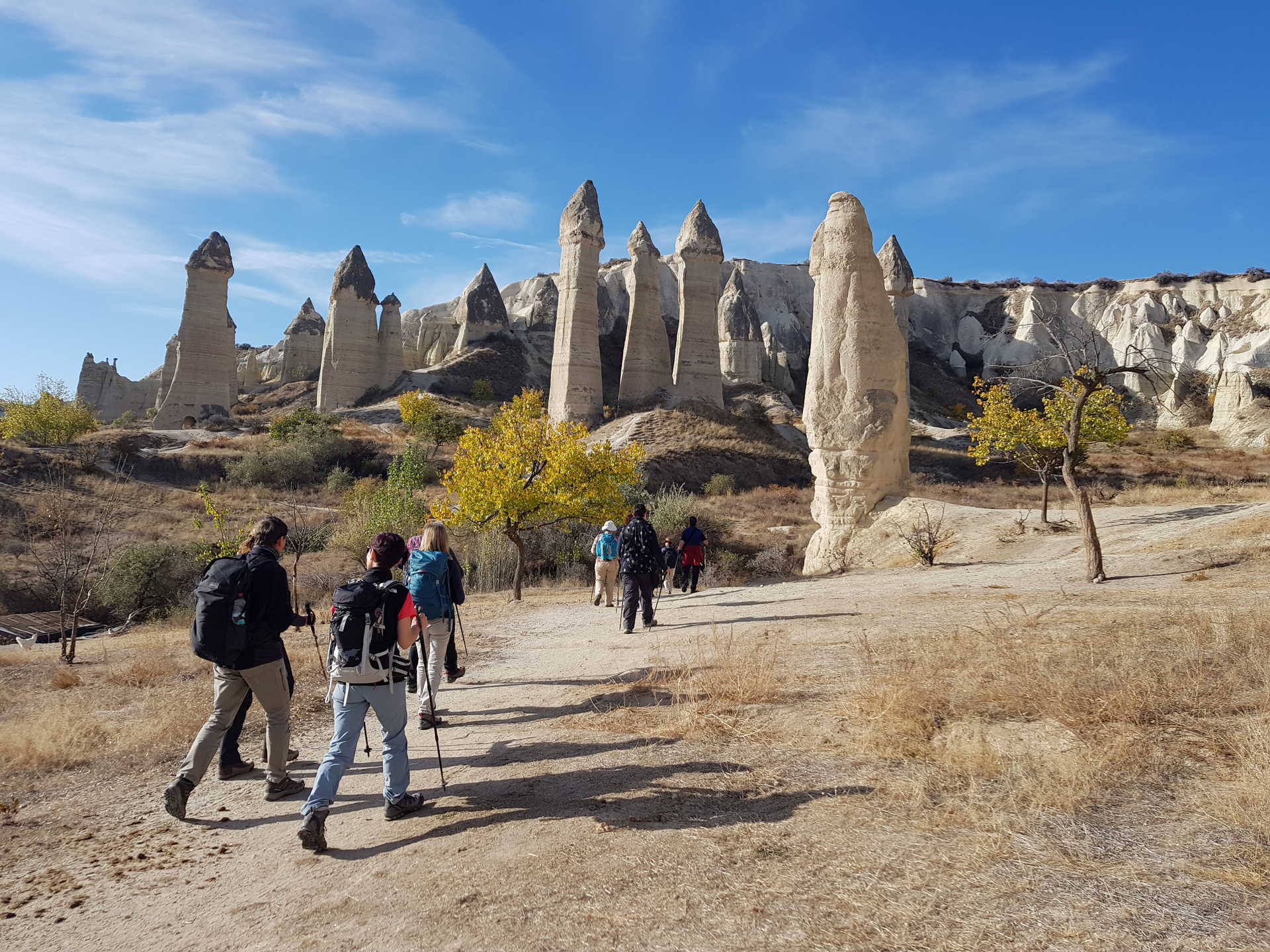 Randonneurs dans le parc national de la Cappadoce en Turquie