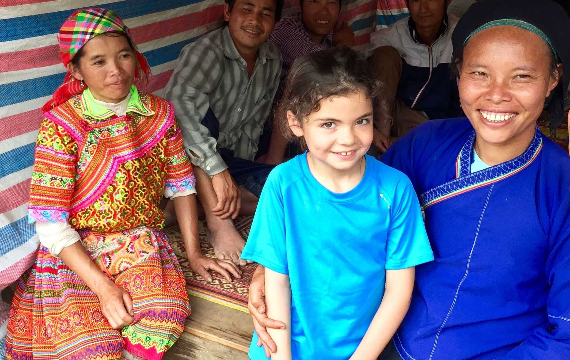 Rencontre avec les Yaos à tuniques rouge au Vietnam © Martin Laprade Alexandra Rencontre avec les Yaos à tuniques rouge au Vietnam