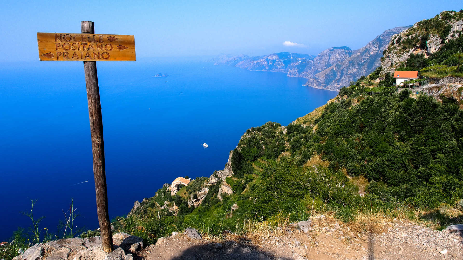 Sentier des Dieux à Amalfi, Côte Amalfitaine en Italie