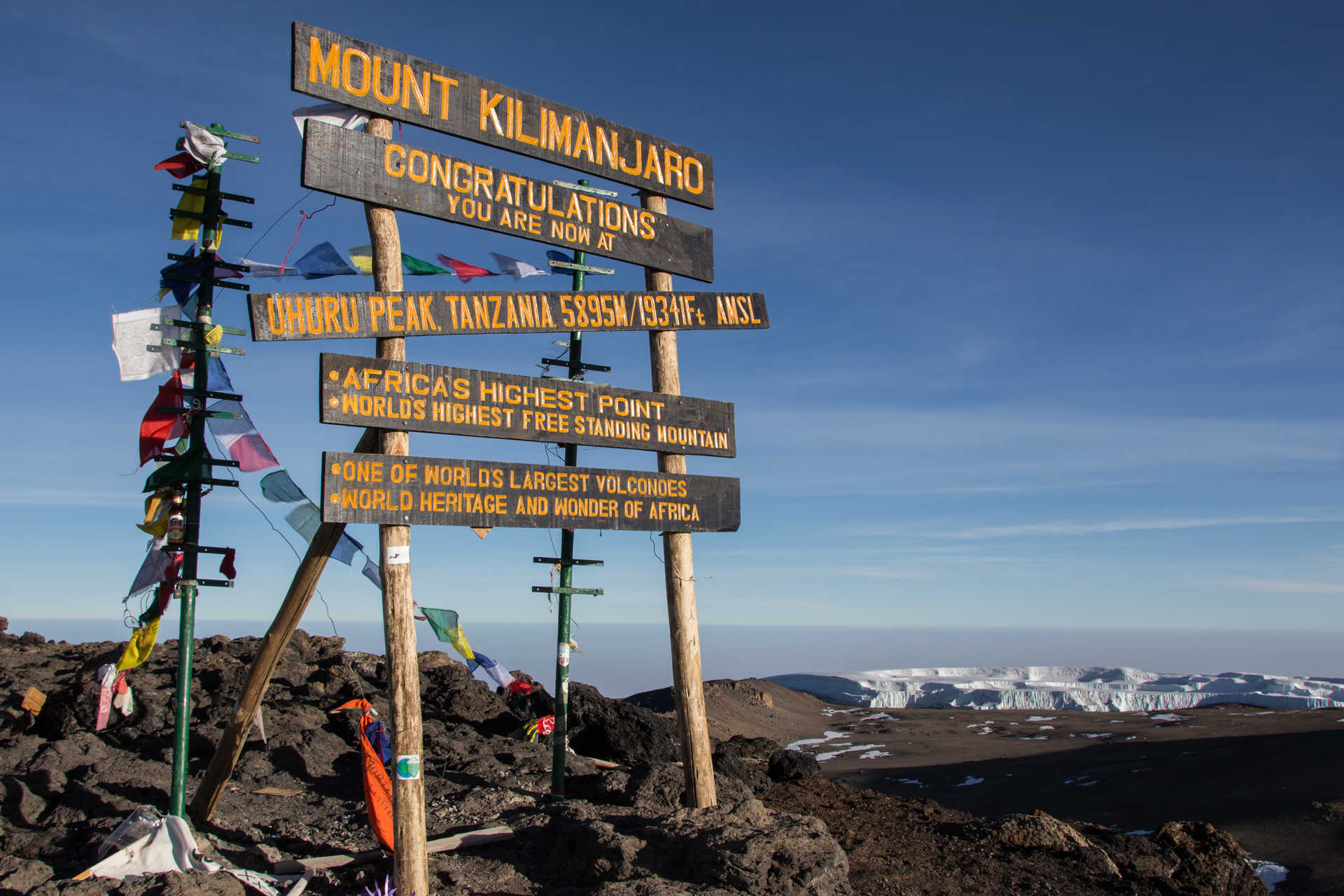 Sommet du Kilimandjaro à 5 895 mètres d'altitude en Tanzanie