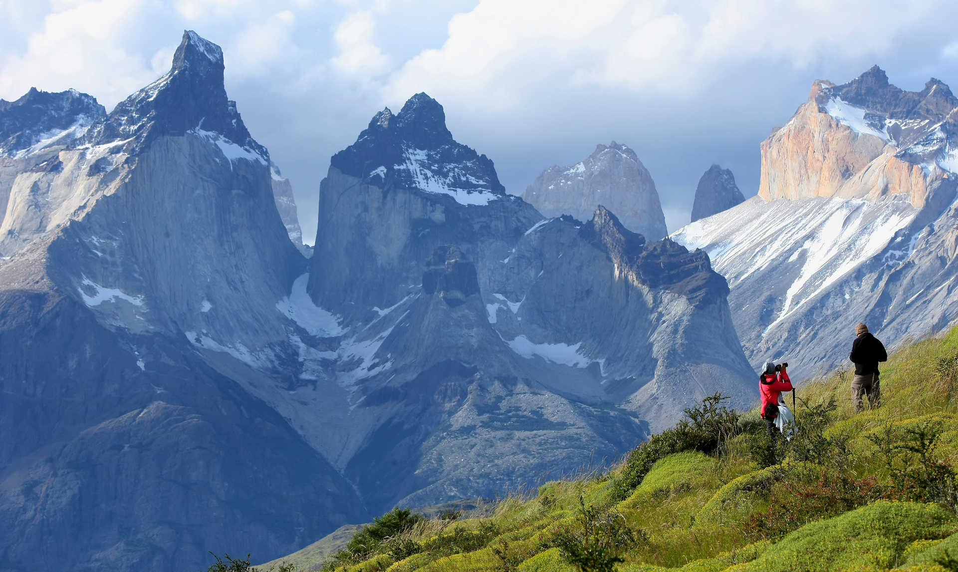 Treks En Terres Australes Ushuaia Torres Del Paine Et Fitz Roy   Superbe Point De Vue Lors Dune Randonnee Dans Le Parc National Torres Del Paine 7870 