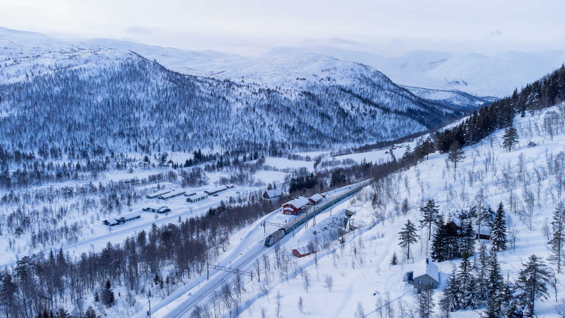 Train Oslo line hiver © Adobe Stock Train Oslo line hiver