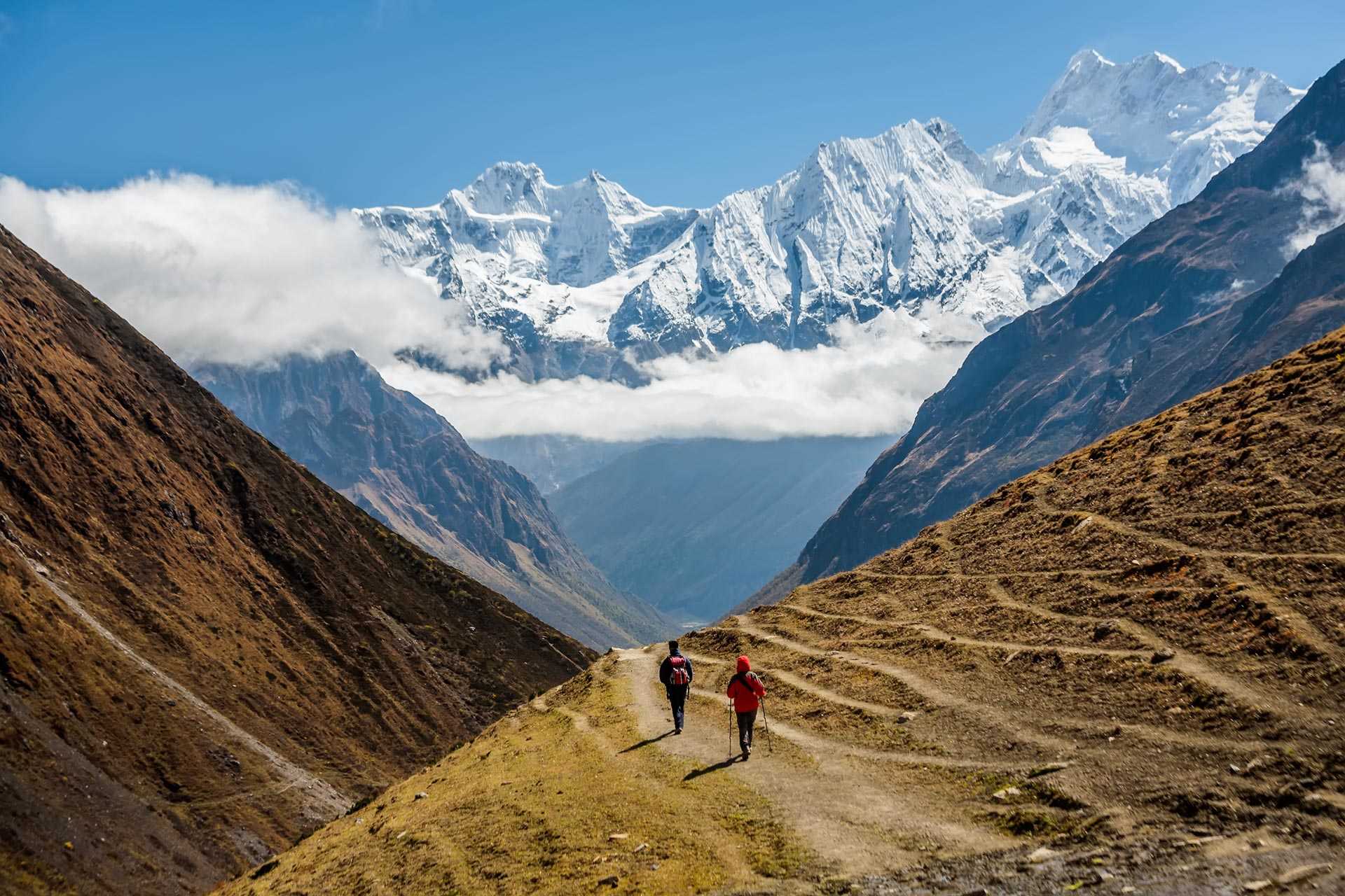 Trek sur les sentiers népalais, dans l'Himalaya