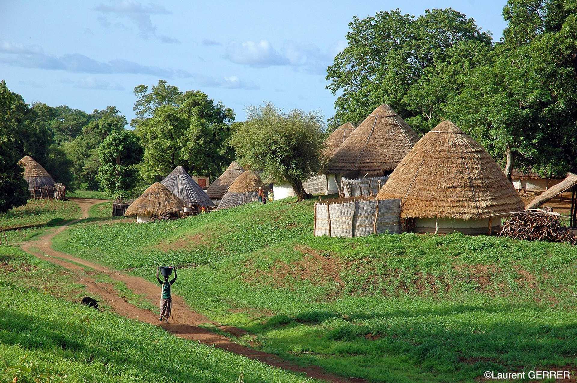 Village Bedick du Sénégal Oriental © Gerrer Laurent Village Bedick du Sénégal Oriental