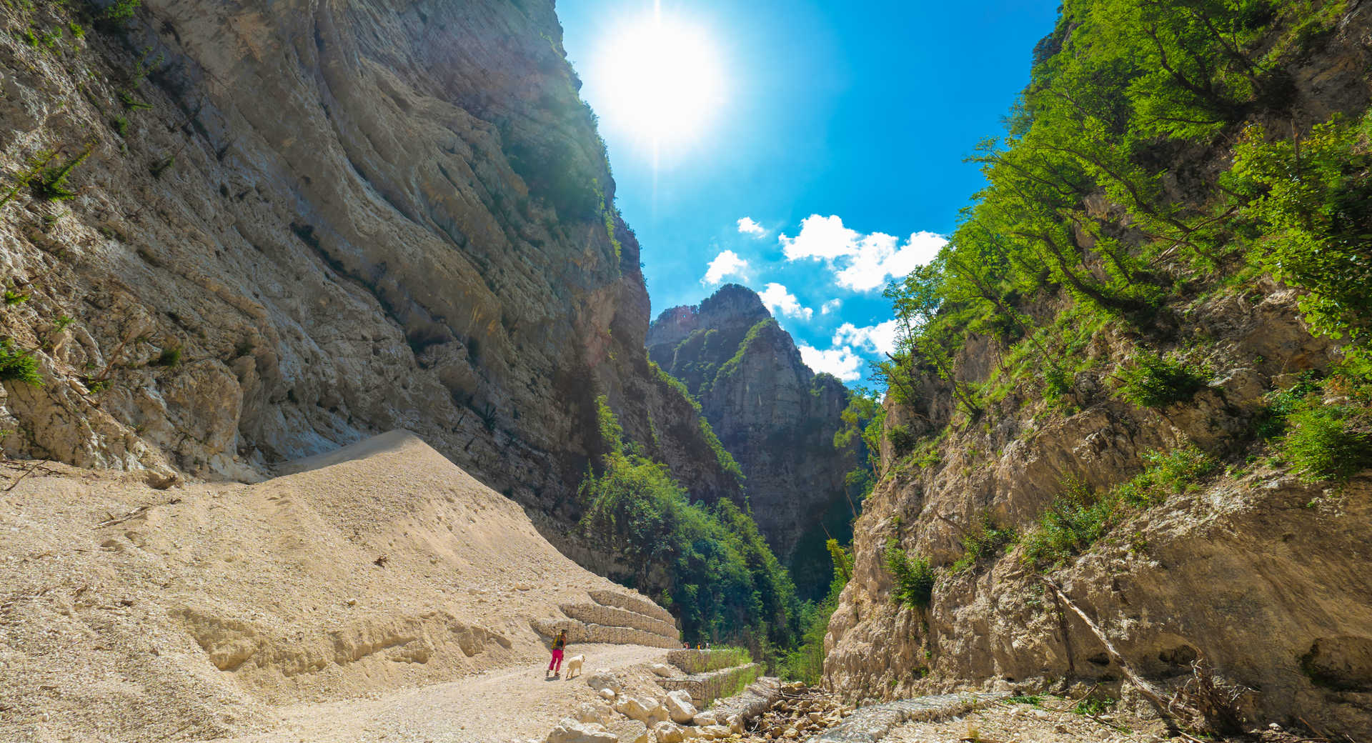 Trek - Les Marches, entre criques turquoise et cimes sauvages - Voyage Italie
