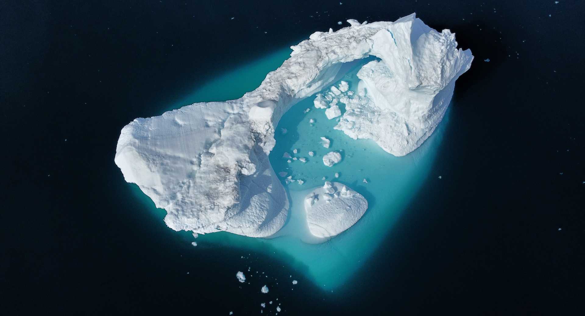 Iceberg vue du ciel en Arctique au Groenland