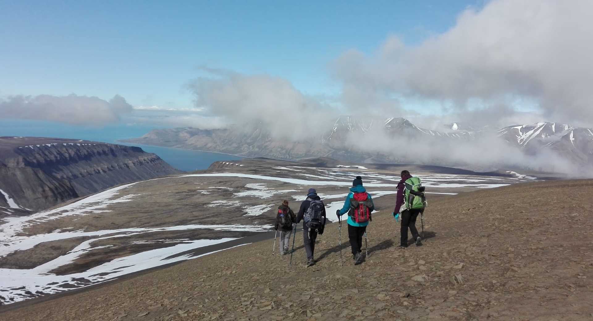 Randonnée à Longyearbyen - © Vivares Ludovic Randonnée à Longyearbyen