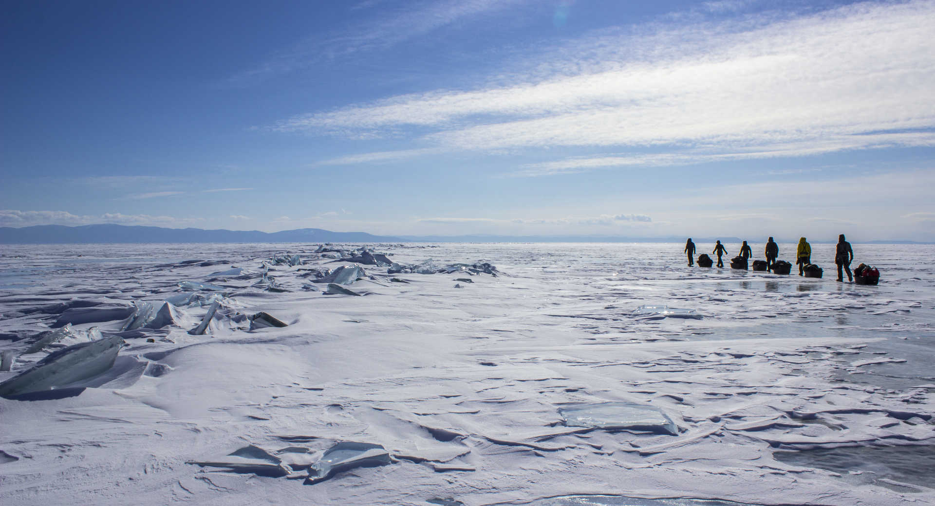 Voyage randonnée pulka glace baikal - © Le Priol Flo Voyage randonnée pulka glace baikal