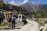 Trekkeurs sur le tour des Annapurnas