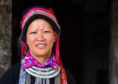 Femme des minorités ethniques du Haut Tonkin au Vietnam