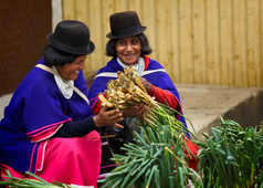 Femmes dans un marché colombien