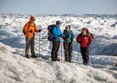 Randonneurs sur l'inlandsis au Groenland
