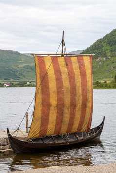 Bateau viking au musée de Borg, Lofoten