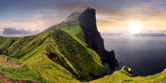 Phare de kallur sur l'île de Kalsoy aux îles Féroé