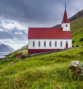 Eglise à Husar sur l'île de Kalsoy aux îles Féroé