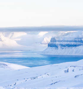 Paysage du Svalbard au printemps © Sylvain Guyon Paysage du Svalbard au printemps