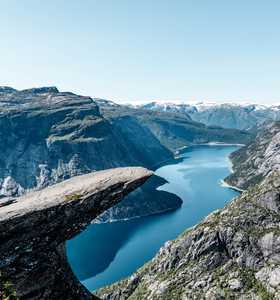 Randonnée langue des Troll Norvège - © Dong Zhang Randonnée langue des Troll Norvège