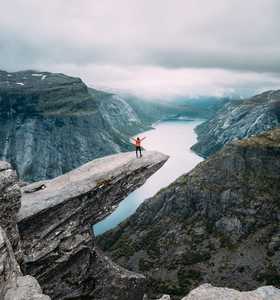 Randonnée sur la Trolltunga - © Davies Benjamin Randonnée sur la Trolltunga
