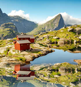 Rorbu sur la randonnée du Munkan © Falk Rorbu sur la randonnée du Munkan