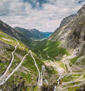 Route de Trollstigen en Norvège © Bruev Route de Trollstigen en Norvège