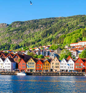 Ville de Bergen en Norvège du Sud © Zarnell Ville de Bergen en Norvège du Sud