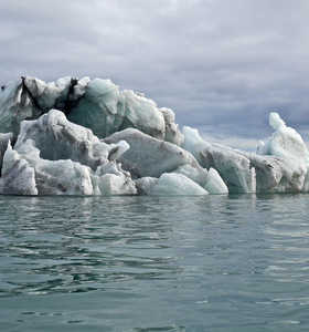 Yannick Long guide arctique en kayak Spitzberg - © Masson Guy Yannick Long guide arctique en kayak Spitzberg