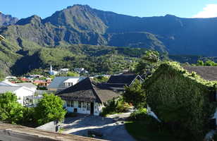 Vue sur la ville de Cilaos, la Réunion