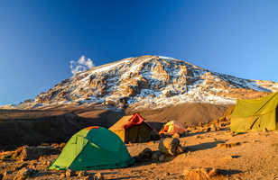 Vue dur le Kibo au camp Karanga au Kilimandjaro