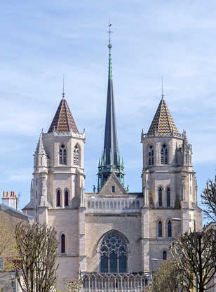 Vue sur la cathédrale de Dijon