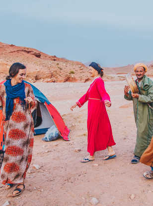 maroc-expedition-berbere-chez-lhabitant-danser-avec-locaux