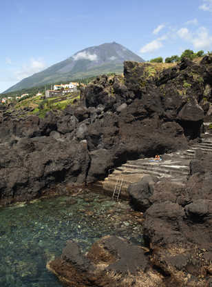 Piscine naturelle et Pico aux Açores
