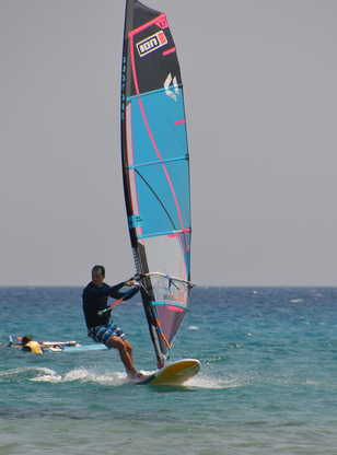 windsurf course session à Safaga avec ION CLUB