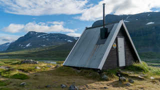 Cabane sur le trek de la Kungsleden en Suède