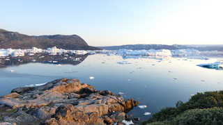 Icebergs dans la baie, Groenland