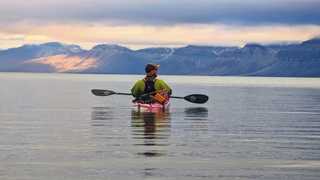 Kayak au Spitzberg Titouan guide