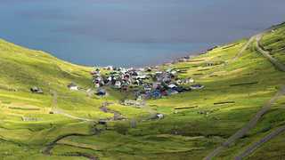 Village de Funningur sur l'île d'Eysturoy aux Féroé