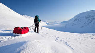 Voyage ne Suède sur la Kungsleden l'hiver en ski pulka