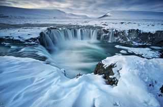 Vacances en hiver en Islande - © Cole Trevor Vacances en hiver en Islande