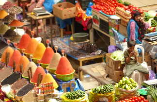 Au marché coloré de Pendjikent