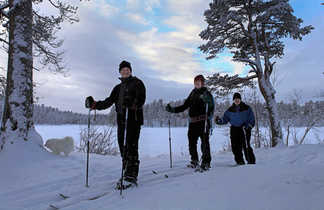 Balade en ski de fond près du lac d'Inari