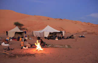 Campement dans les dunes de l'Erg Ouarane en Mauritanie