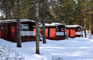Chalets en bois en Finlande vue de l'extérieur
