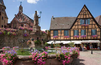 Place du Château à Eguisheim en Alsace