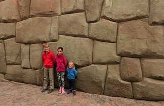 En famille à Cuzco au Pérou