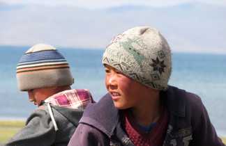 Enfants kirghizie