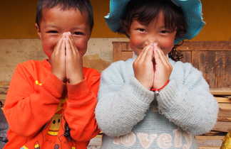 Enfants souriant en Chine