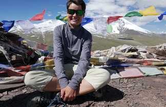 Fanny au col de Kongmaru La au Ladakh en Inde Himalayenne